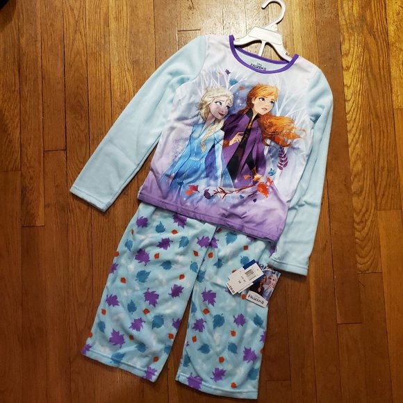 Frozen II Girls Pajamas - 10 - NWT! - Picture 1 of 3